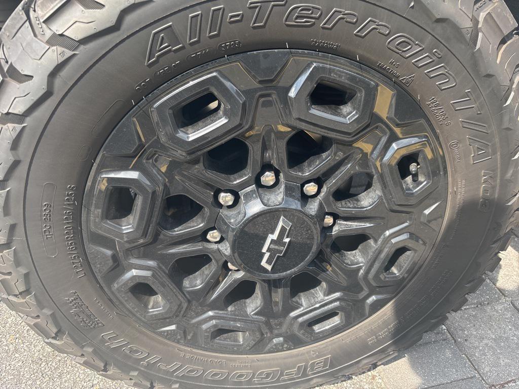 used 2024 Chevrolet Silverado 2500 car, priced at $66,424