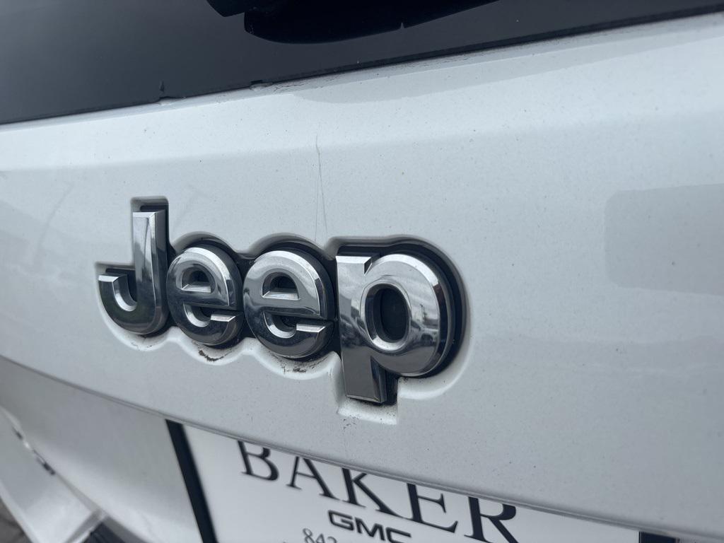 used 2020 Jeep Grand Cherokee car, priced at $30,038