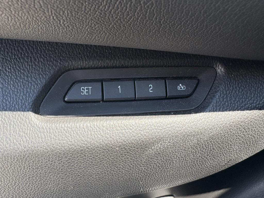 used 2015 Cadillac Escalade car, priced at $22,708