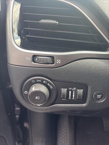 used 2019 Jeep Cherokee car, priced at $22,500