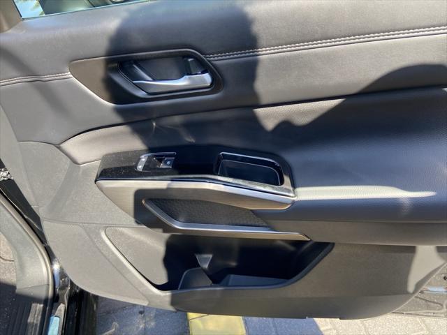 used 2025 Nissan Pathfinder car, priced at $44,800