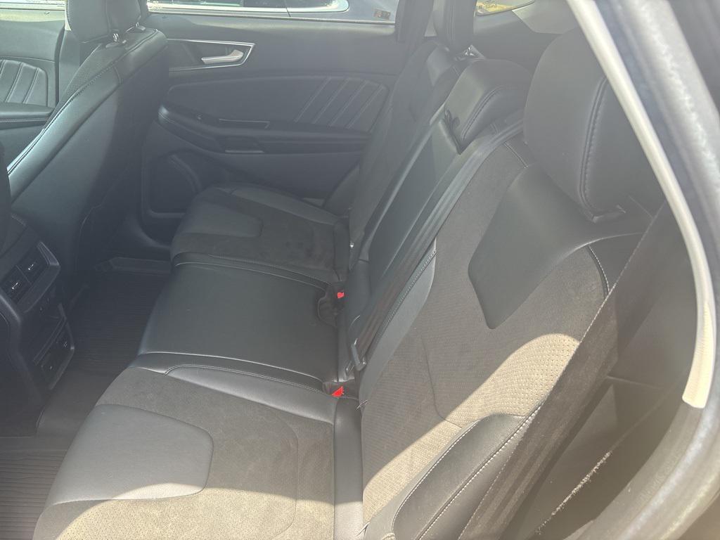 used 2018 Ford Edge car, priced at $15,844