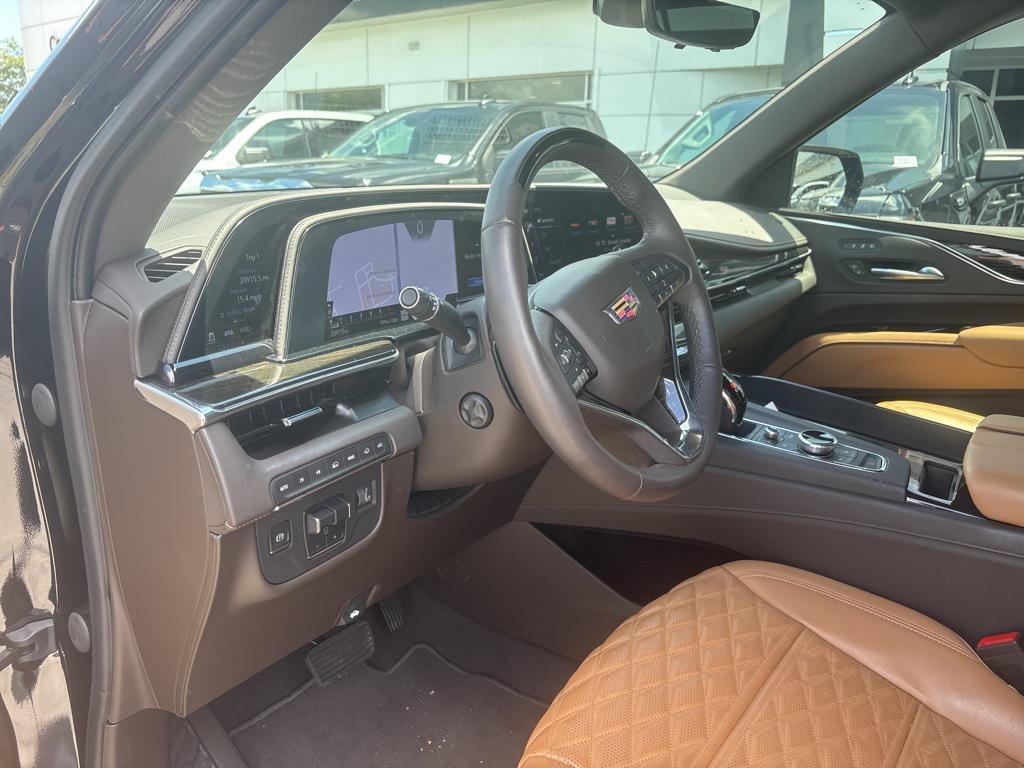 used 2023 Cadillac Escalade car, priced at $71,607