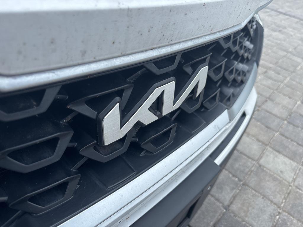 used 2023 Kia Sorento car, priced at $24,996