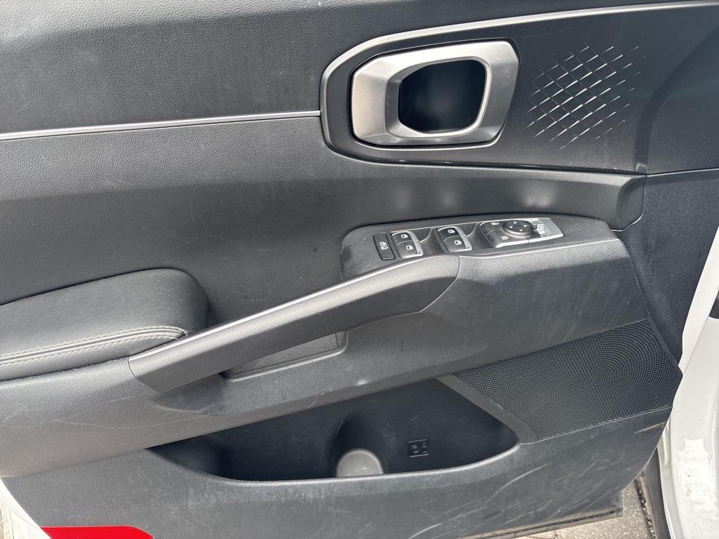 used 2023 Kia Sorento car, priced at $24,996