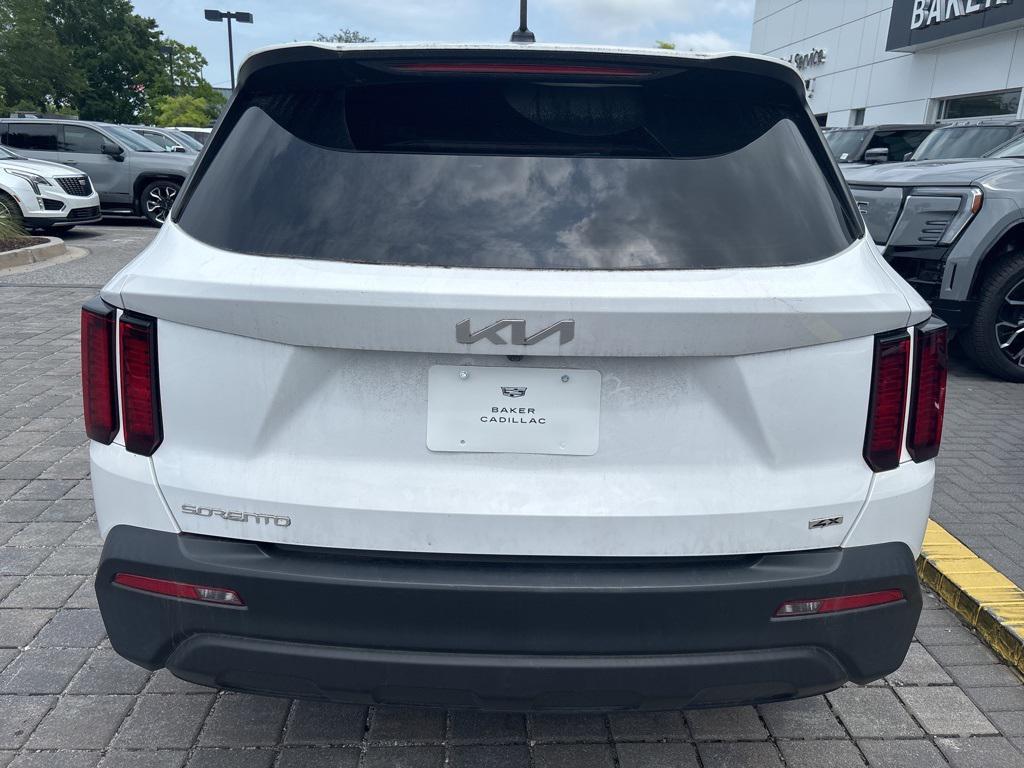 used 2023 Kia Sorento car, priced at $24,996