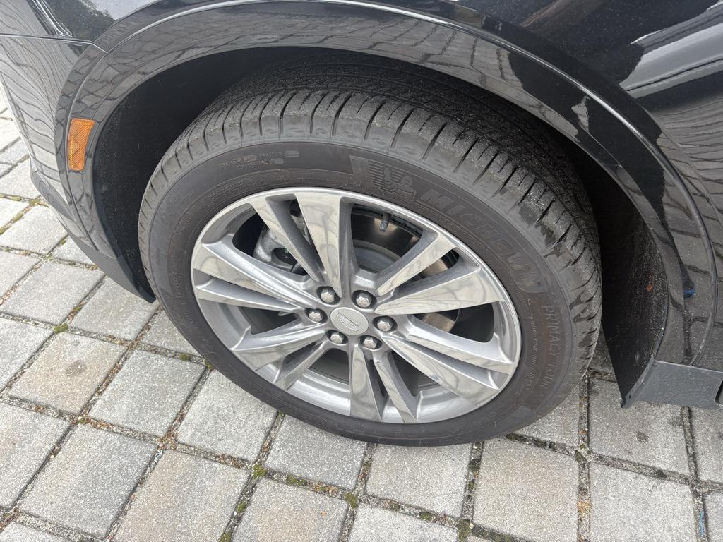 used 2025 Cadillac XT5 car, priced at $44,790