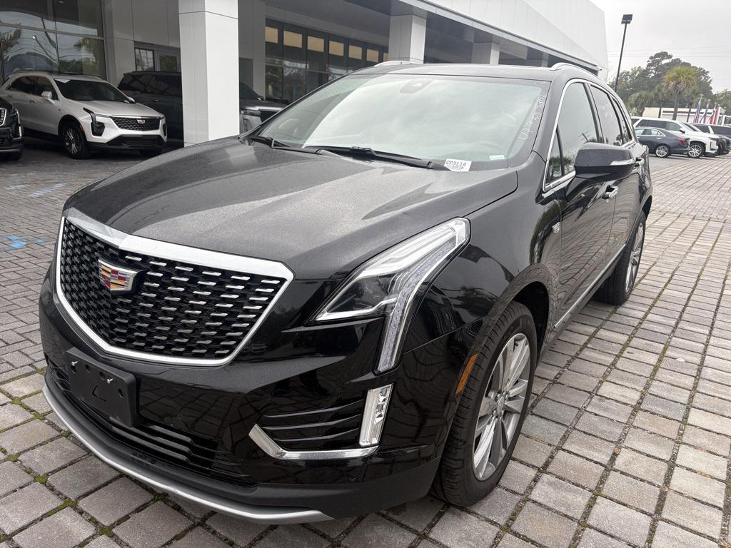 used 2025 Cadillac XT5 car, priced at $44,790