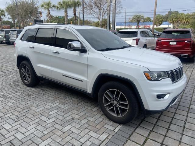 used 2018 Jeep Grand Cherokee car, priced at $17,999