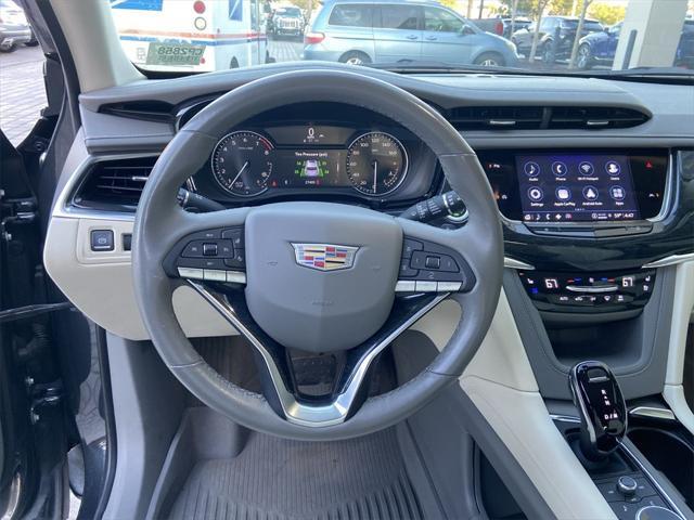 used 2022 Cadillac XT6 car, priced at $35,110