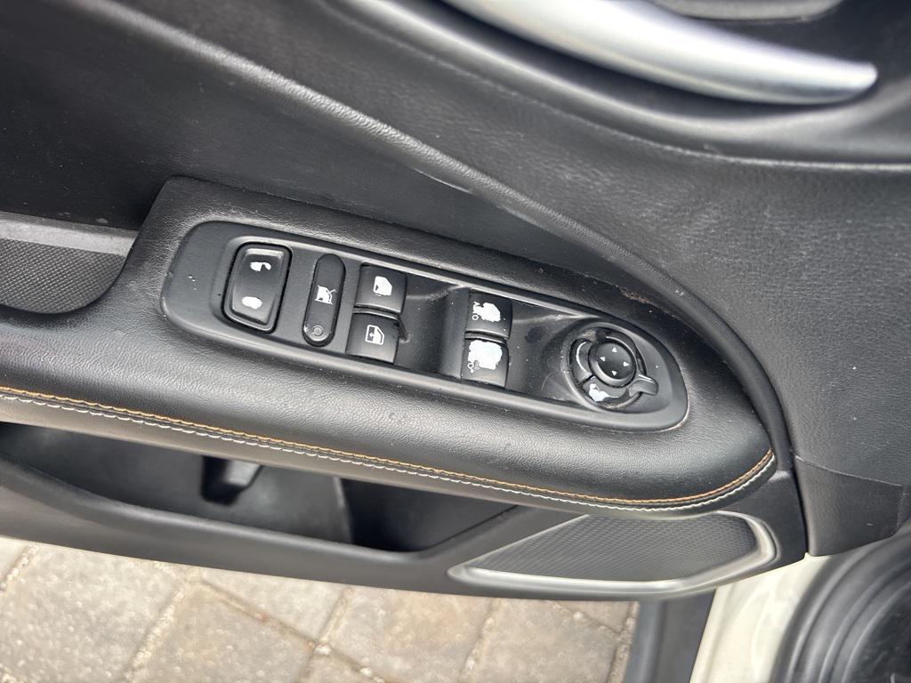 used 2018 Jeep Compass car, priced at $13,750