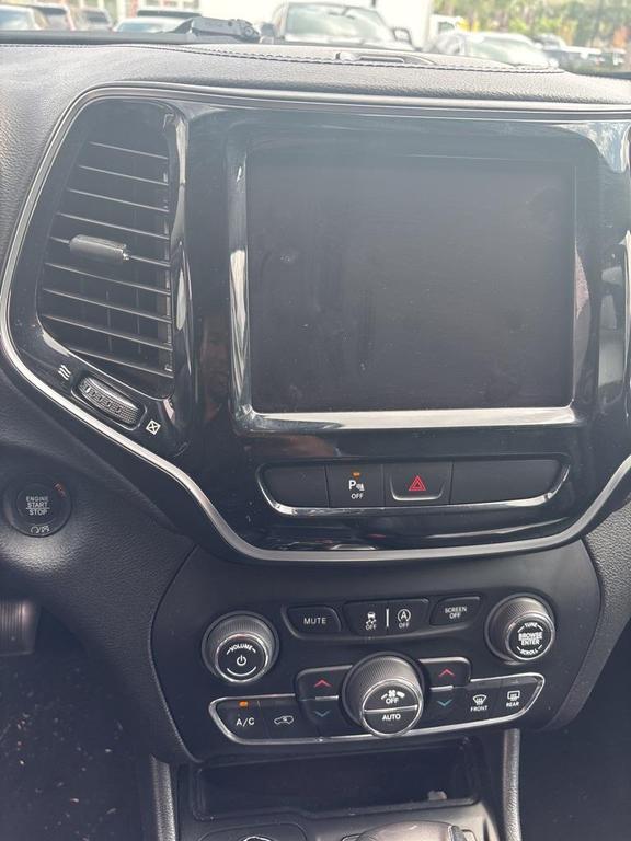 used 2019 Jeep Cherokee car, priced at $19,999