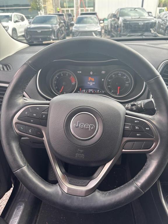 used 2019 Jeep Cherokee car, priced at $19,999