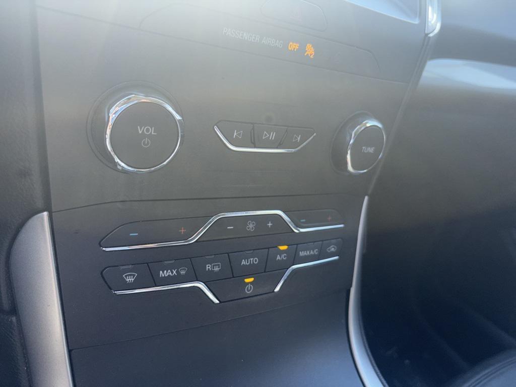used 2019 Ford Edge car, priced at $13,399