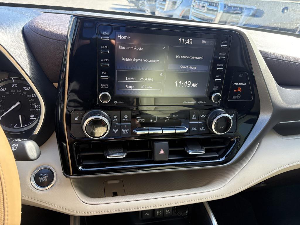 used 2020 Toyota Highlander car, priced at $29,885