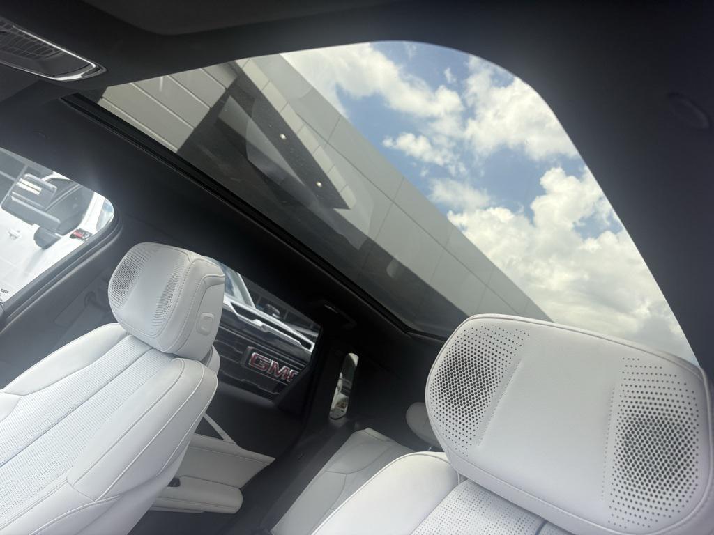 used 2023 Cadillac LYRIQ car, priced at $41,677