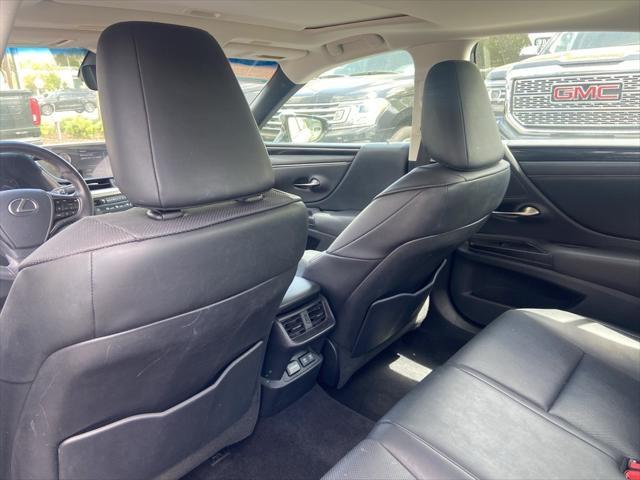 used 2019 Lexus ES 350 car, priced at $29,191