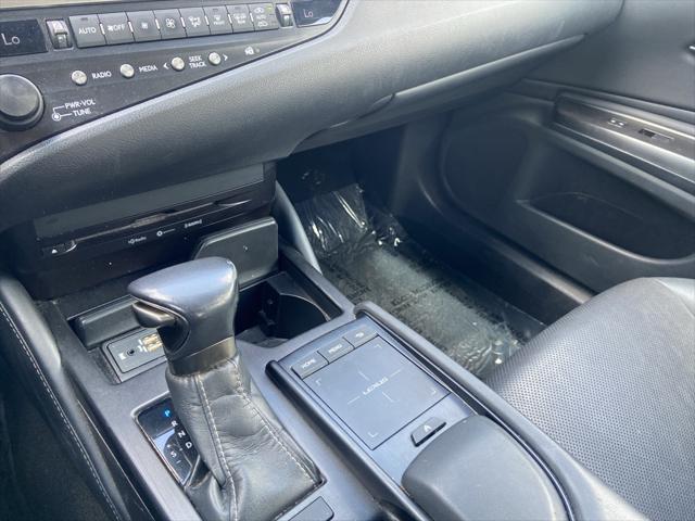 used 2019 Lexus ES 350 car, priced at $29,191