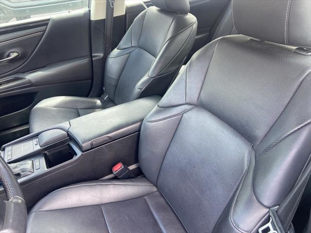 used 2019 Lexus ES 350 car, priced at $29,191