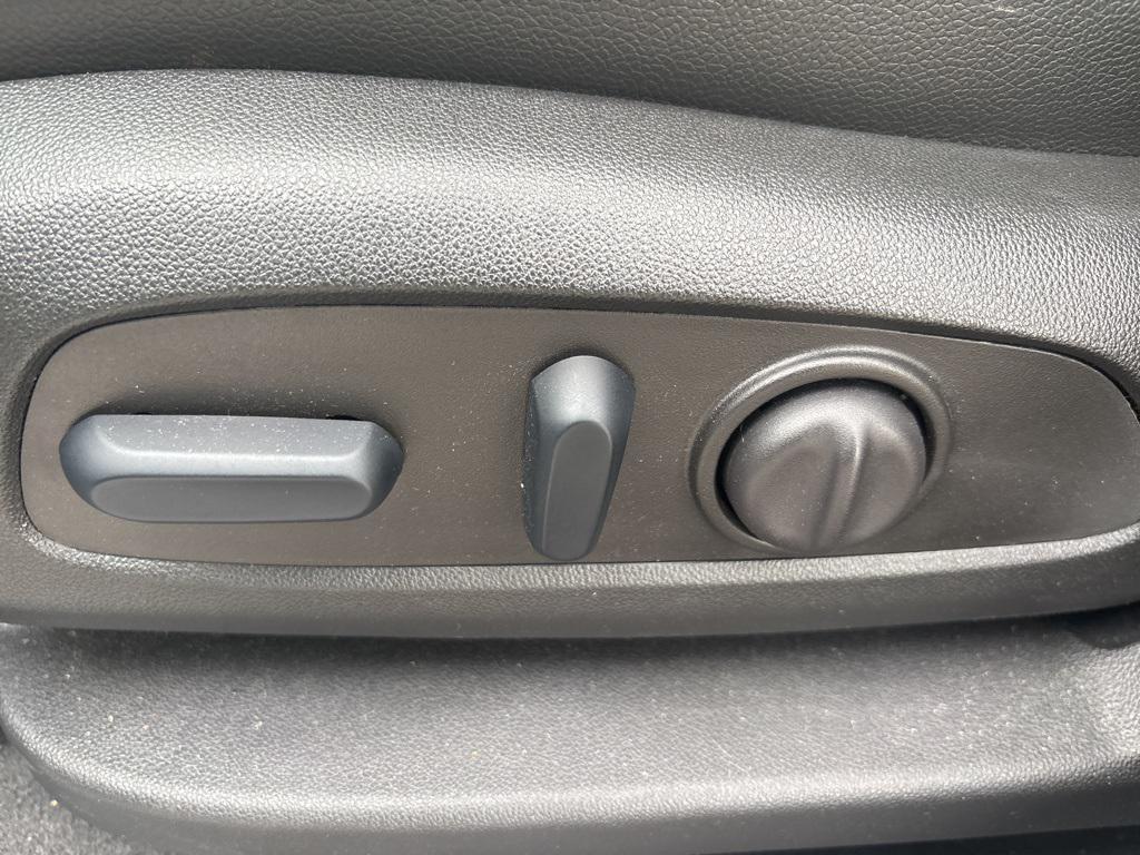 used 2024 Chevrolet Equinox car, priced at $25,350