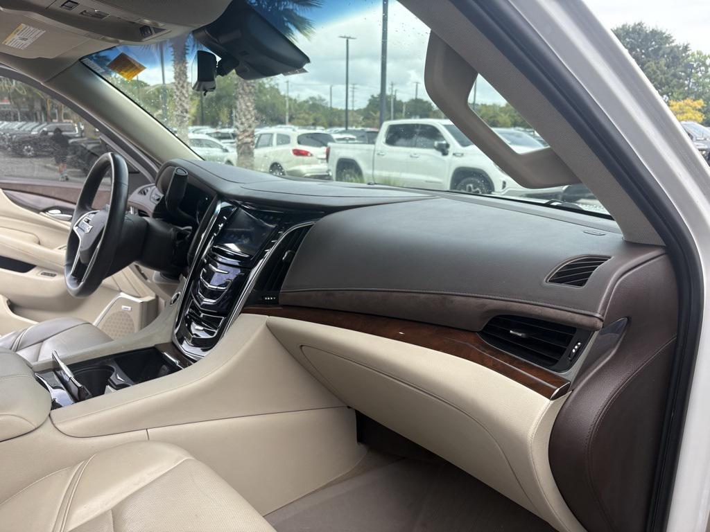 used 2017 Cadillac Escalade ESV car, priced at $30,778