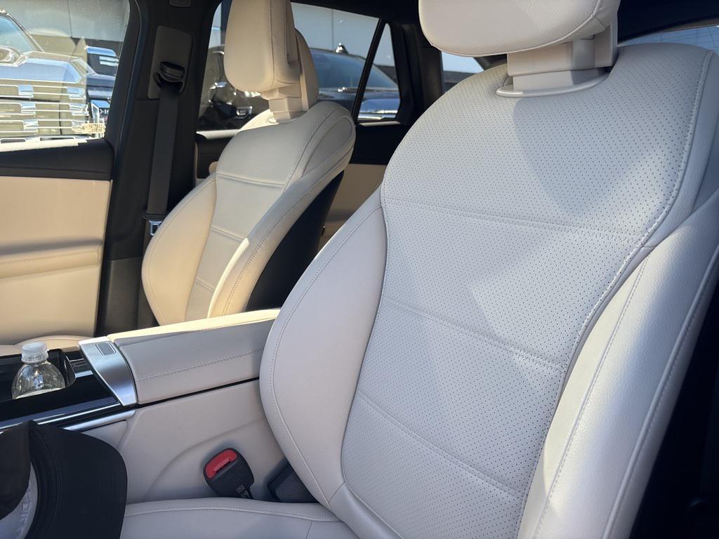 used 2023 Mercedes-Benz GLC 300 car, priced at $43,996