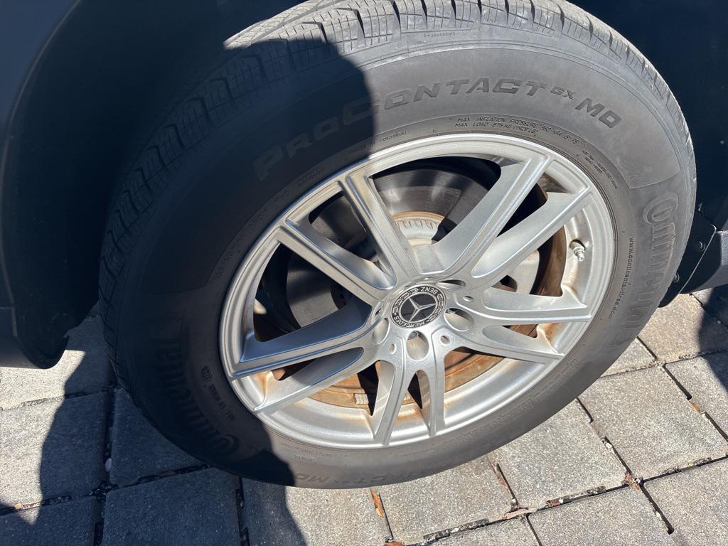 used 2023 Mercedes-Benz GLC 300 car, priced at $43,996