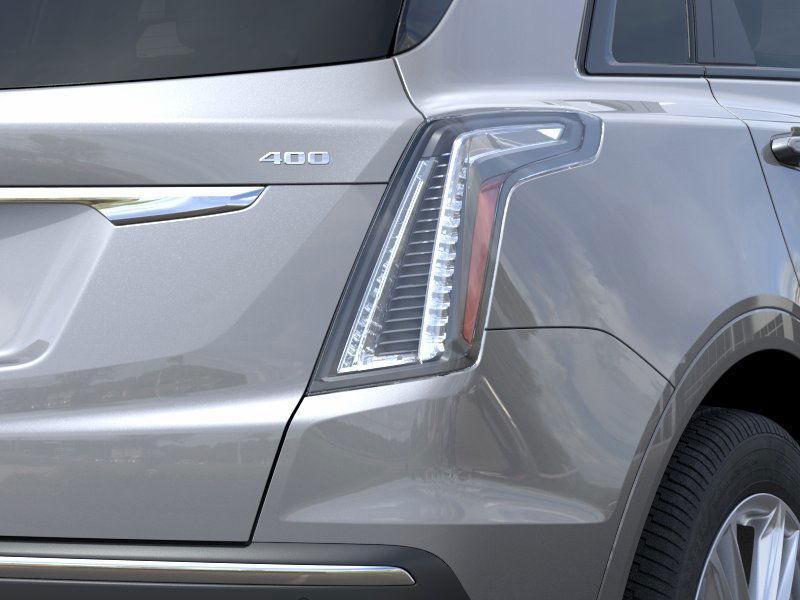 new 2025 Cadillac XT5 car, priced at $58,890