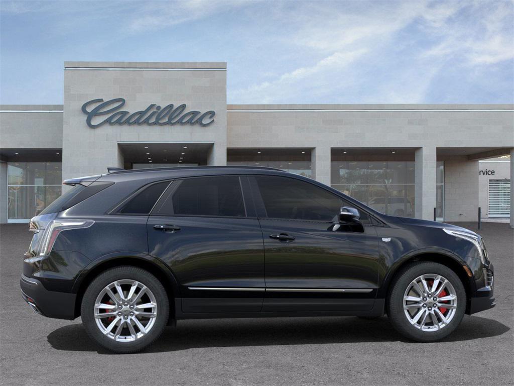 new 2025 Cadillac XT5 car, priced at $57,214