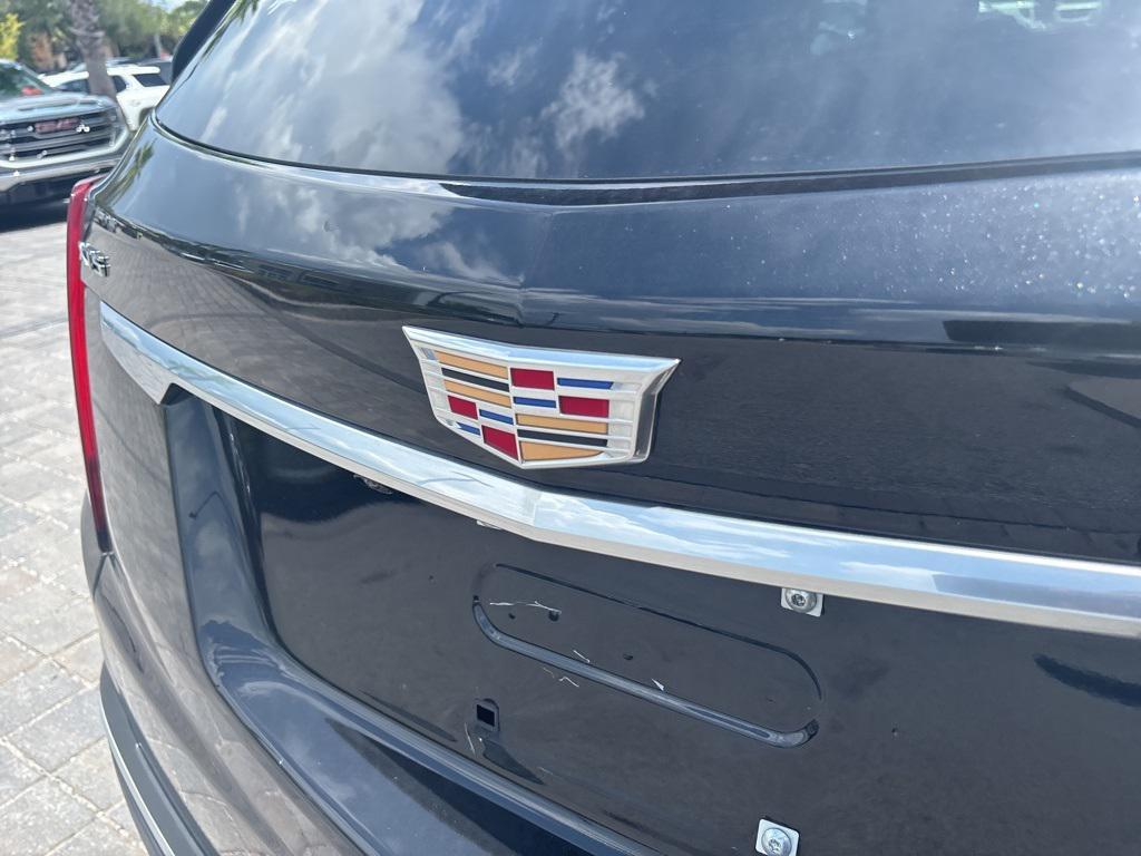 used 2025 Cadillac XT5 car, priced at $50,805