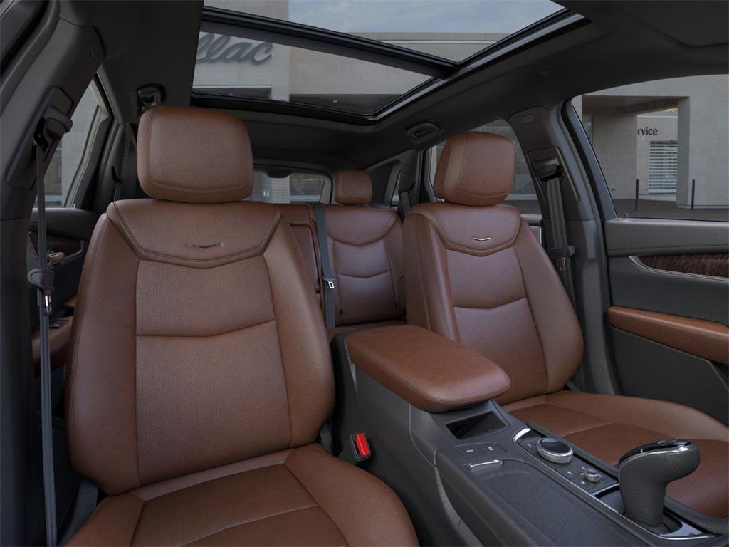 new 2025 Cadillac XT5 car, priced at $49,299