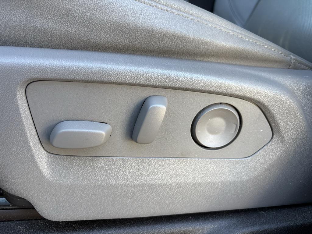 used 2024 GMC Sierra 1500 car, priced at $50,913