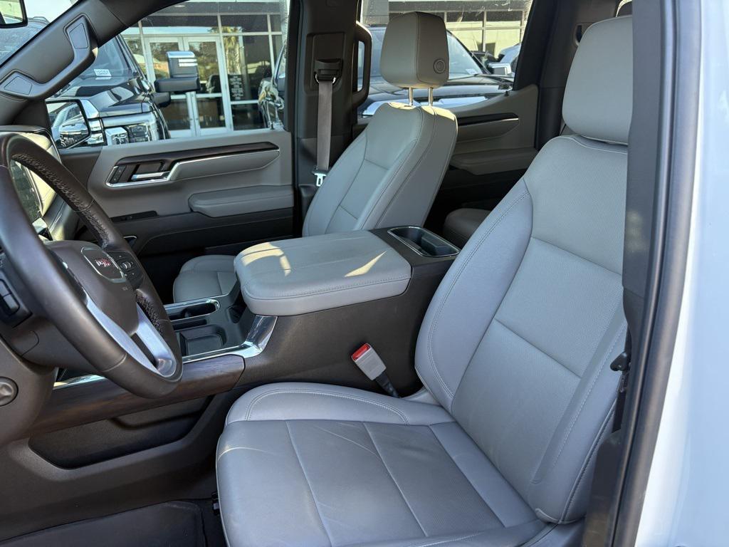 used 2024 GMC Sierra 1500 car, priced at $50,913