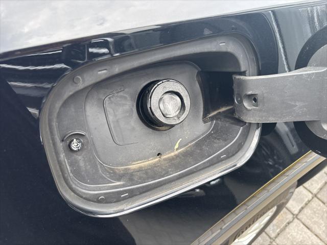 used 2024 Cadillac XT4 car, priced at $33,365