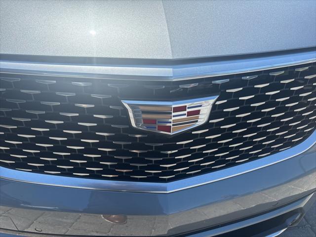 used 2025 Cadillac XT6 car, priced at $54,195