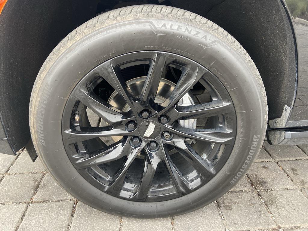 used 2022 Cadillac Escalade ESV car, priced at $65,956