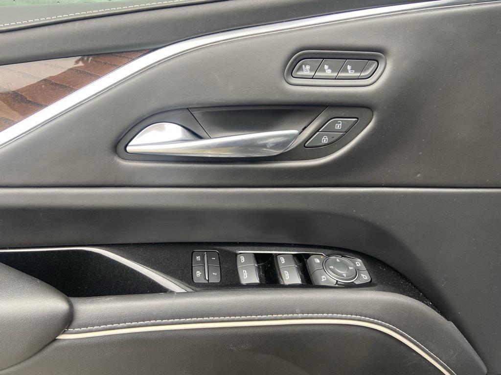 used 2022 Cadillac Escalade ESV car, priced at $65,956