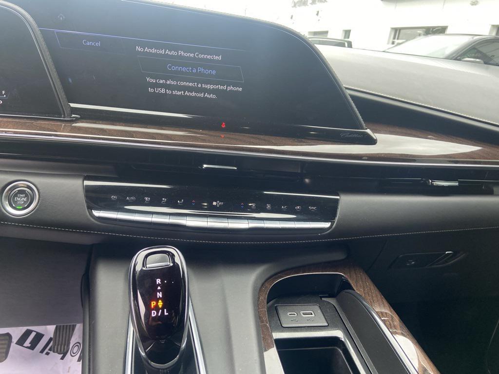 used 2022 Cadillac Escalade ESV car, priced at $65,956