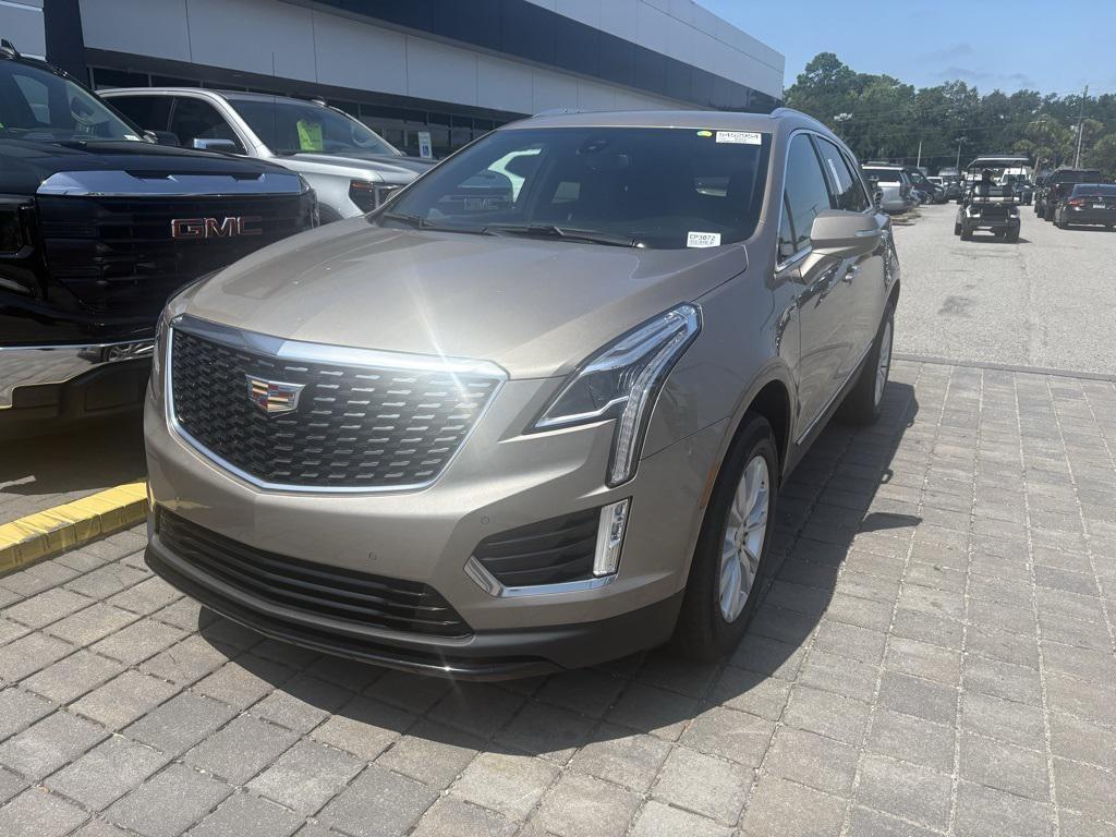 used 2022 Cadillac XT5 car, priced at $30,120