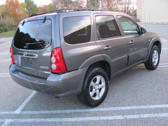 used 2006 Mazda Tribute car, priced at $5,299