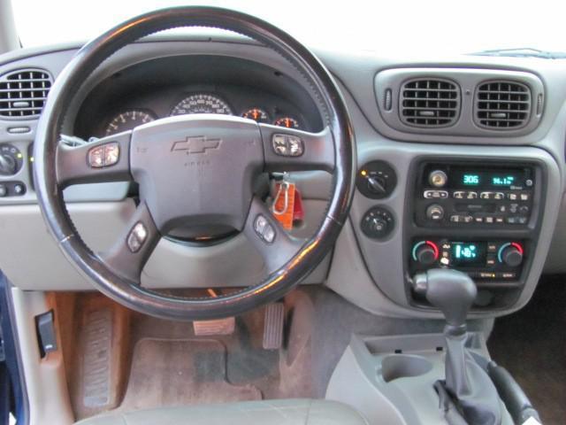 used 2002 Chevrolet TrailBlazer car, priced at $2,499