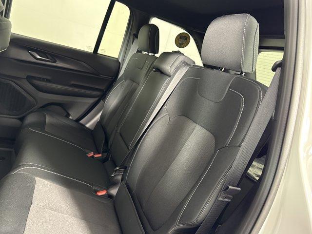 new 2025 Jeep Grand Cherokee car, priced at $39,890