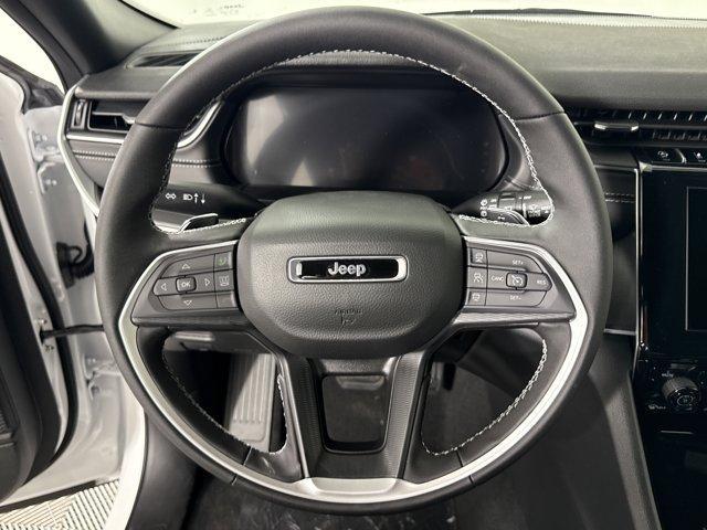 new 2025 Jeep Grand Cherokee car, priced at $39,890