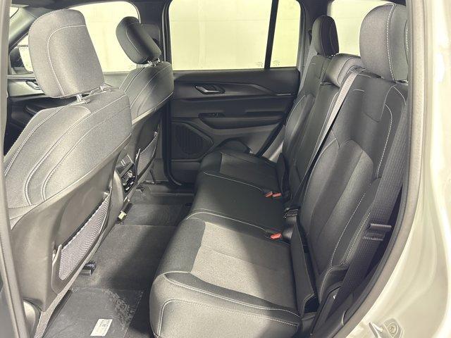 new 2025 Jeep Grand Cherokee car, priced at $39,890