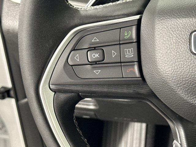 new 2025 Jeep Grand Cherokee car, priced at $39,890