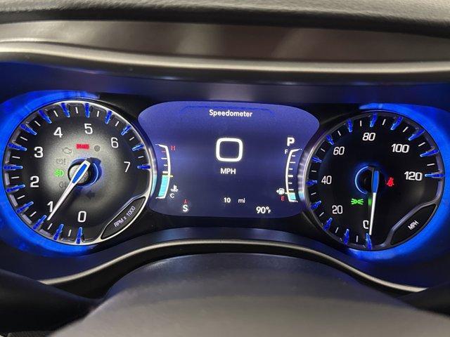 new 2025 Chrysler Pacifica car, priced at $39,036