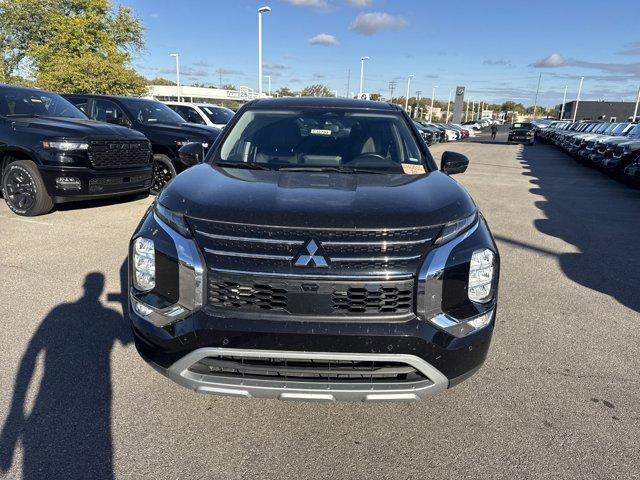 used 2024 Mitsubishi Outlander car, priced at $24,299