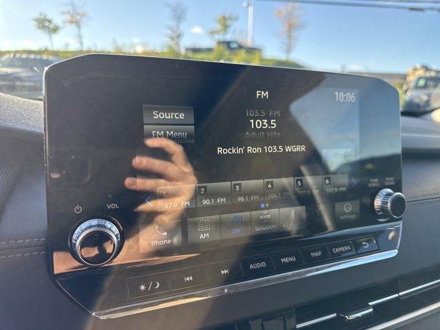 used 2024 Mitsubishi Outlander car, priced at $24,299