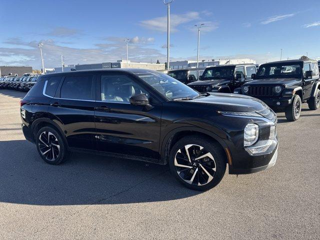 used 2024 Mitsubishi Outlander car, priced at $24,299