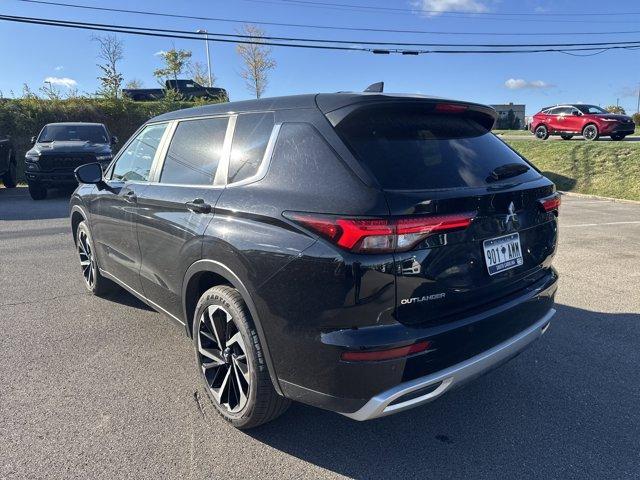 used 2024 Mitsubishi Outlander car, priced at $24,299